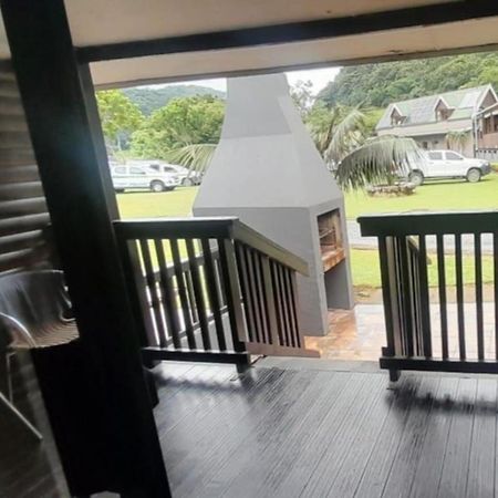 Port St Johns River Lodge Port Saint John's Экстерьер фото
